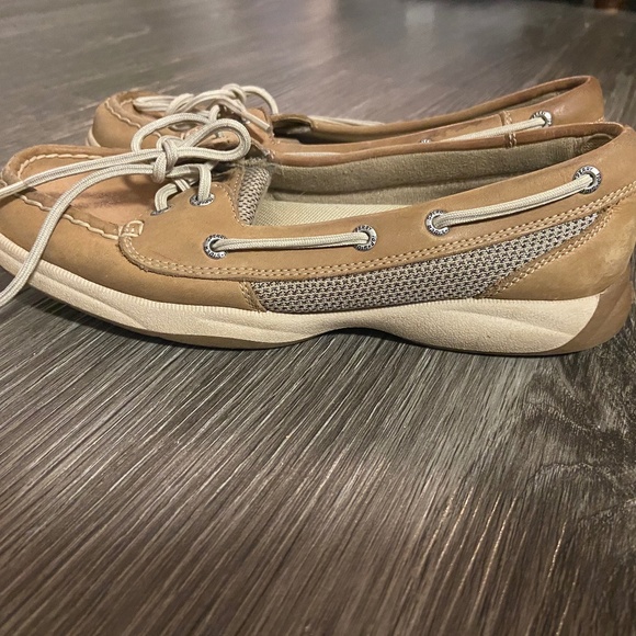 Sperry Women's Tan Boat Shoes | Size 6 - Picture 1 of 3